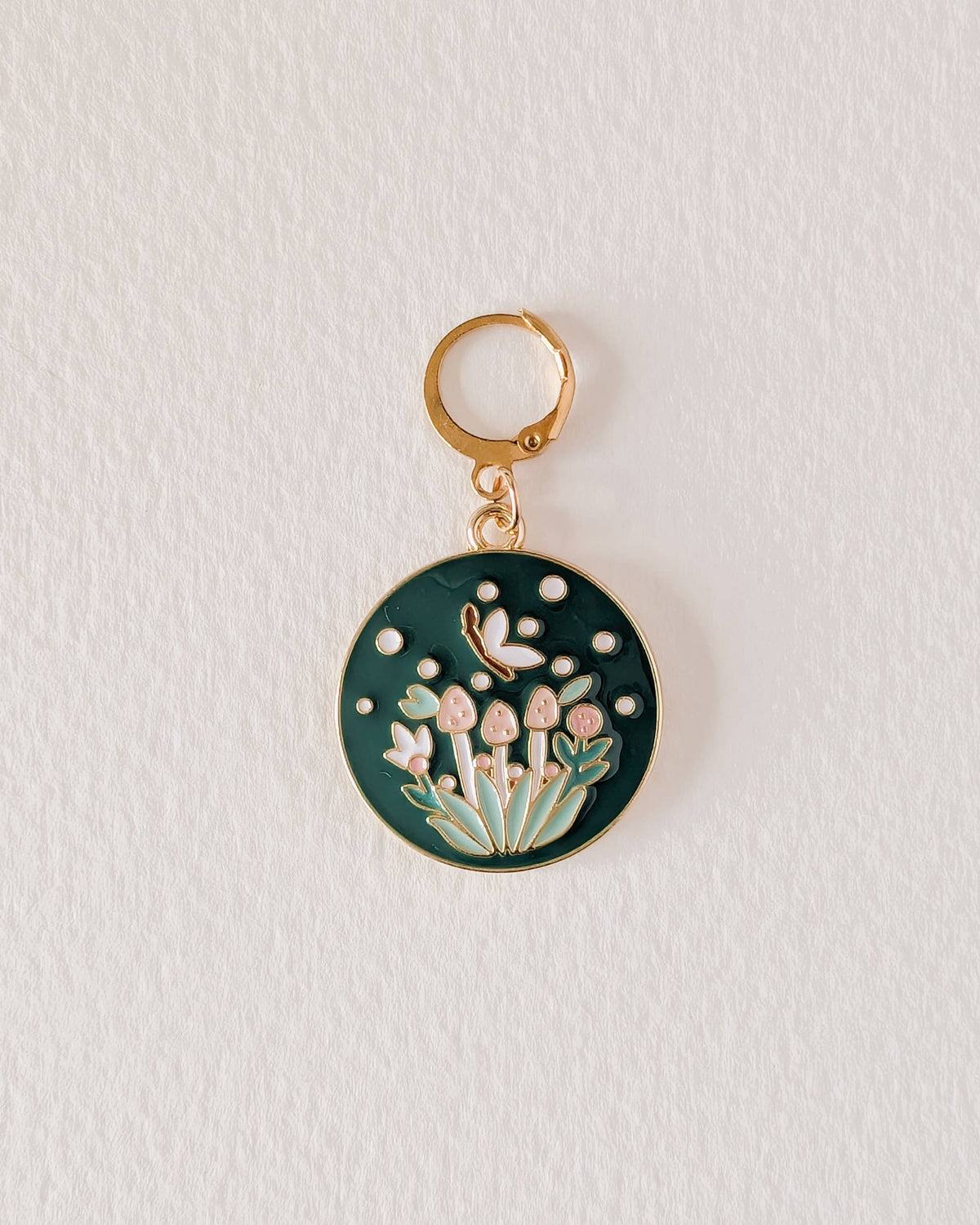 Hello Kim - Kim Chui - In the undergrowth - Movable stitch markers