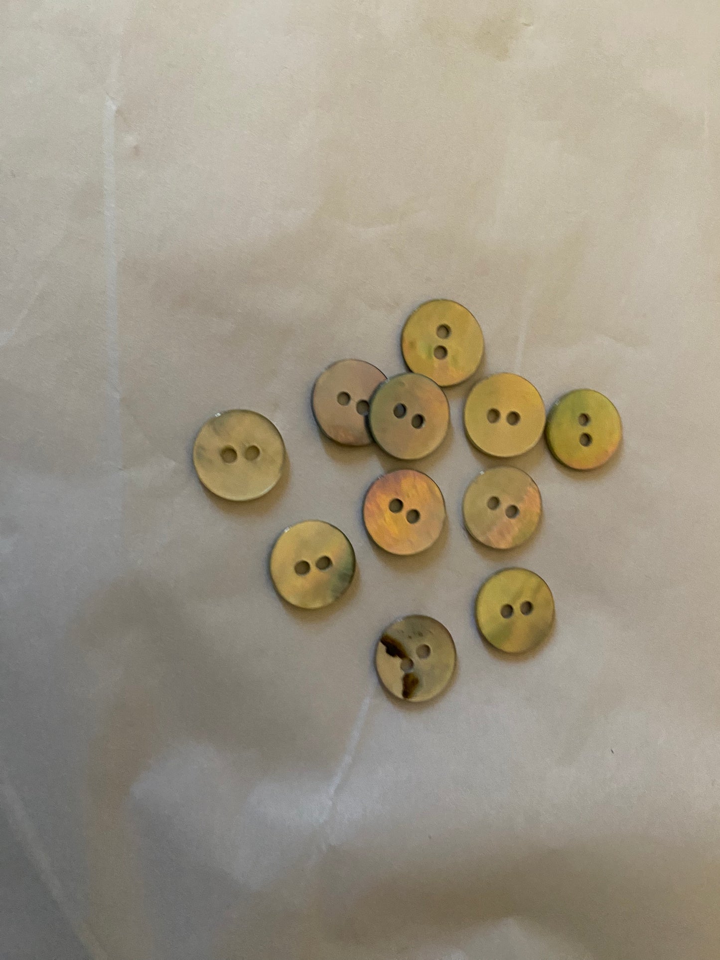 Mother of Pearl buttons DeKnofa