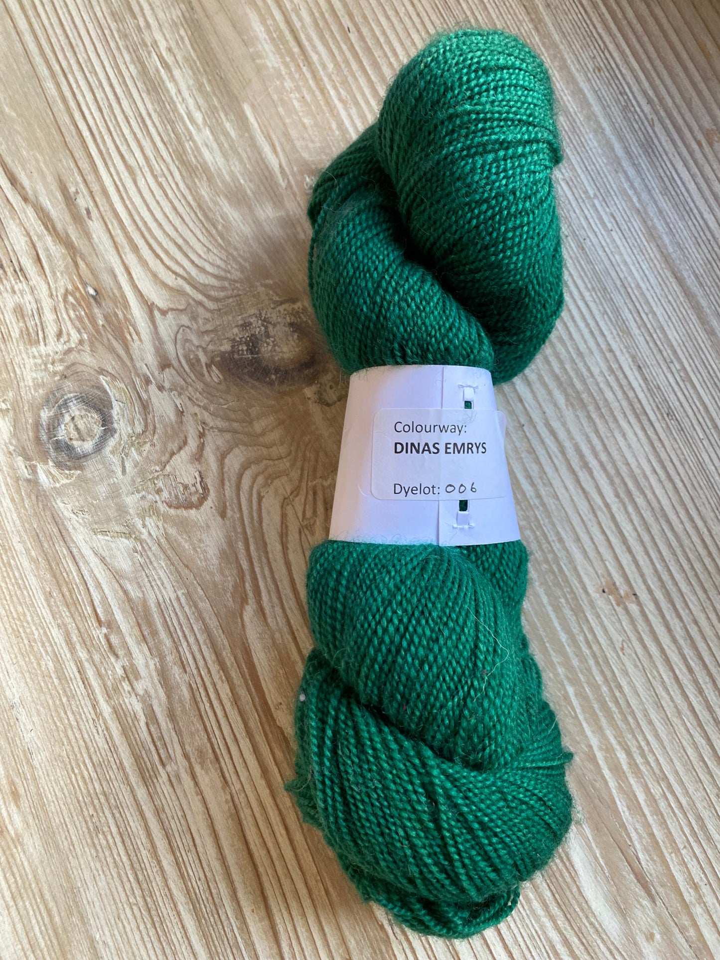 Triskelion Yarn Sock 100g - Treasure Modern Knitting