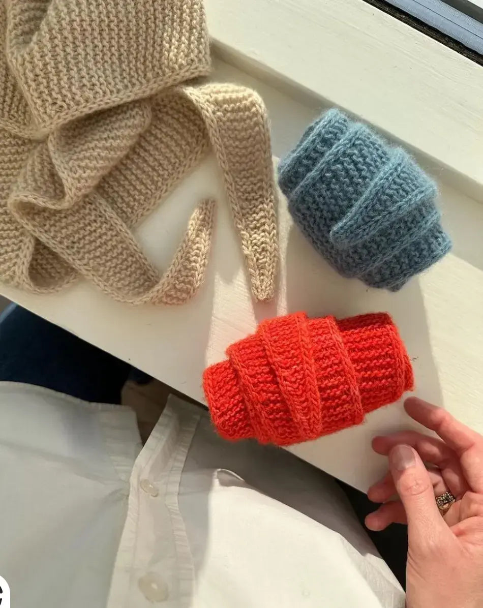 Gifts-for-a-new-knitter Treasure Modern Knitting