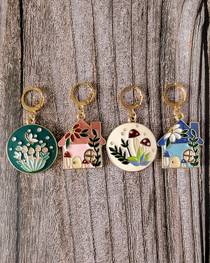 Hello Kim - Kim Chui - In the undergrowth - Movable stitch markers