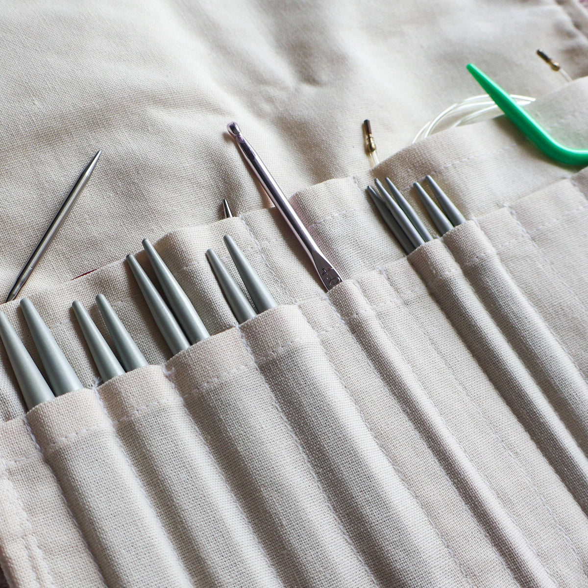 The Knitting Swan - Winter Needle Case
