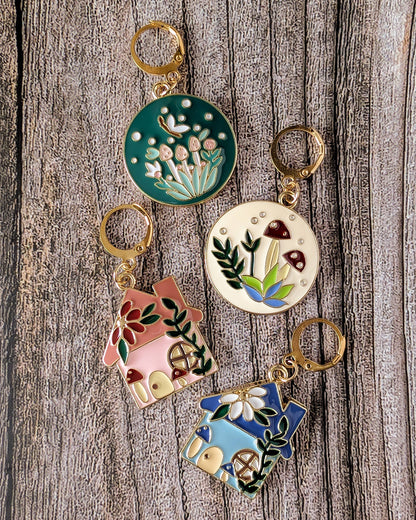Hello Kim - Kim Chui - In the undergrowth - Movable stitch markers
