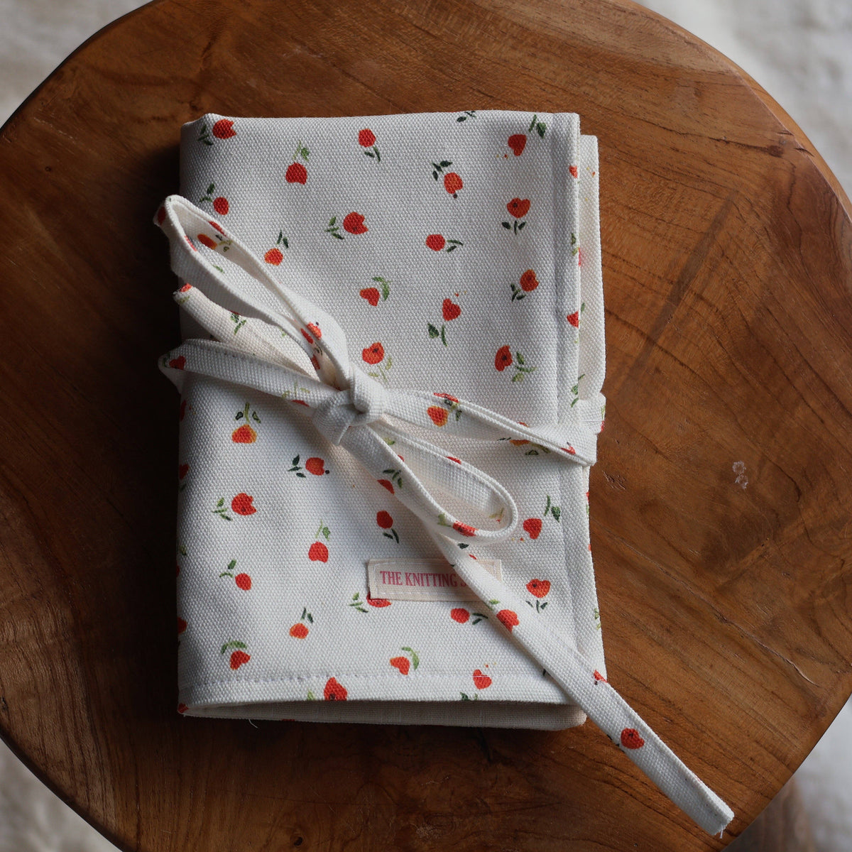 The Knitting Swan - Poppies Hook & Needle Case