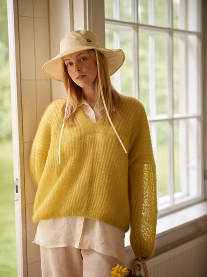 Laine Magazine 29 Damson PRE-ORDERS OPEN! Laine
