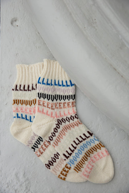Nordic Chic: Knitting a Modern Wardrobe - Leeni Hoimela PRE-ORDER