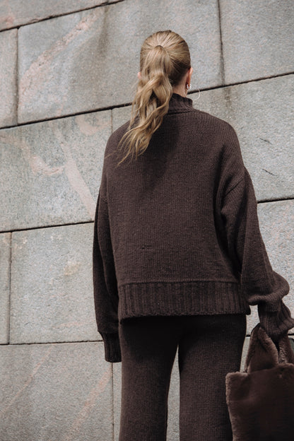 Nordic Chic: Knitting a Modern Wardrobe - Leeni Hoimela PRE-ORDER