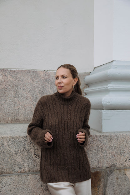 Nordic Chic: Knitting a Modern Wardrobe - Leeni Hoimela PRE-ORDER