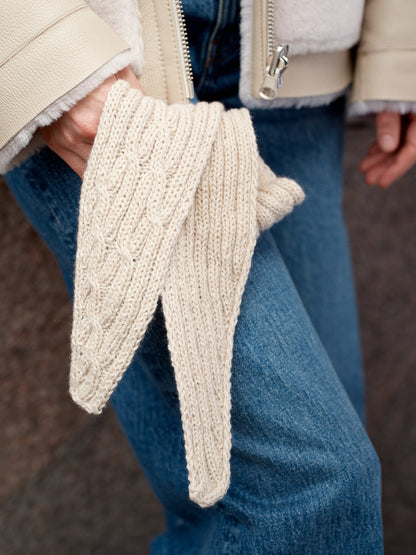 Nordic Chic: Knitting a Modern Wardrobe - Leeni Hoimela PRE-ORDER