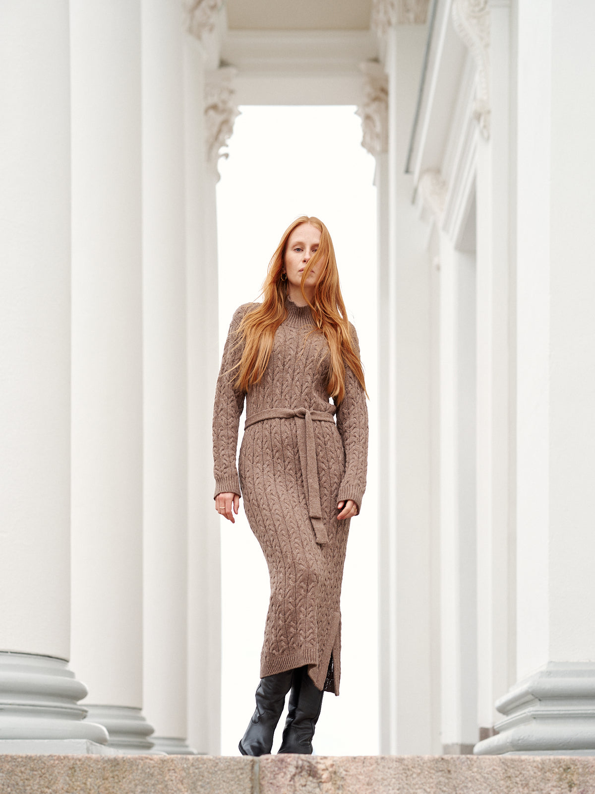 Nordic Chic: Knitting a Modern Wardrobe - Leeni Hoimela PRE-ORDER