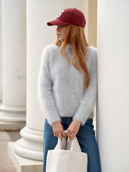 Nordic Chic: Knitting a Modern Wardrobe - Leeni Hoimela PRE-ORDER