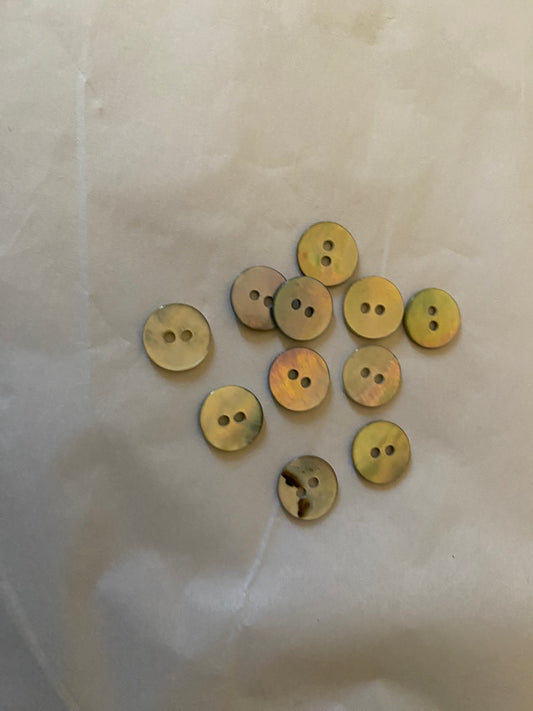 Mother of Pearl buttons DeKnofa