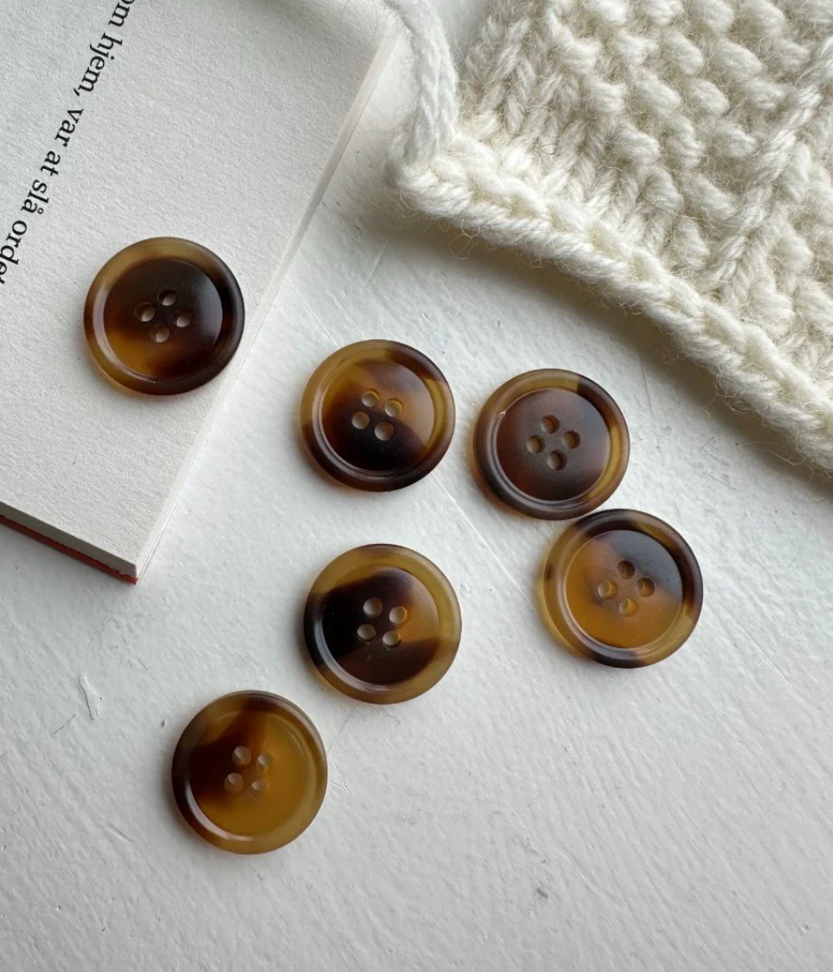 PetiteKnit 6 Medium Brown Galalit 20 mm buttons - Treasure Modern Knitting