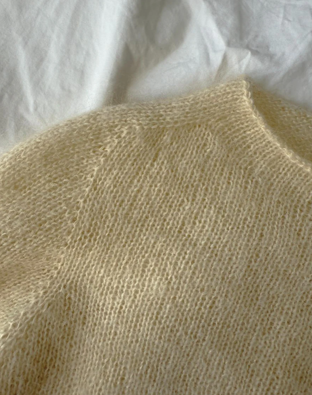 PetiteKnit Ivy Blouse yarn kit - Treasure Modern Knitting