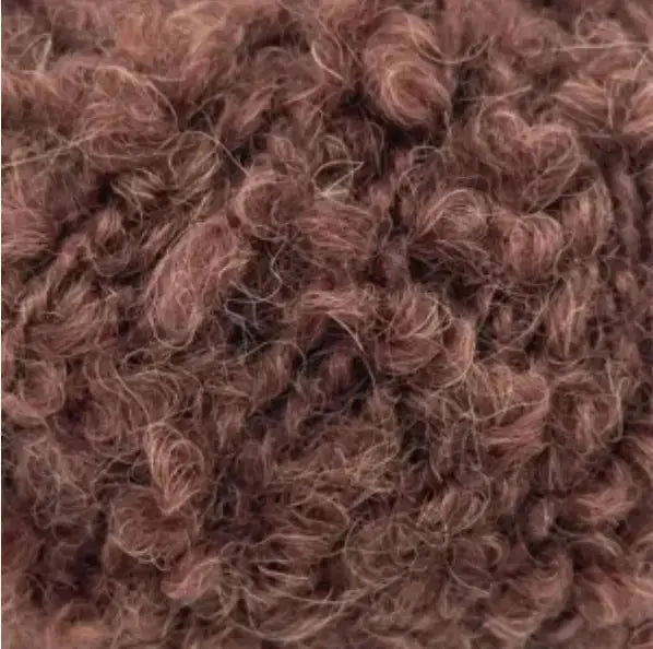 PetiteKnit Teddy Clutch yarn kit - small version in Gepard Teddy Dear - Treasure Modern Knitting