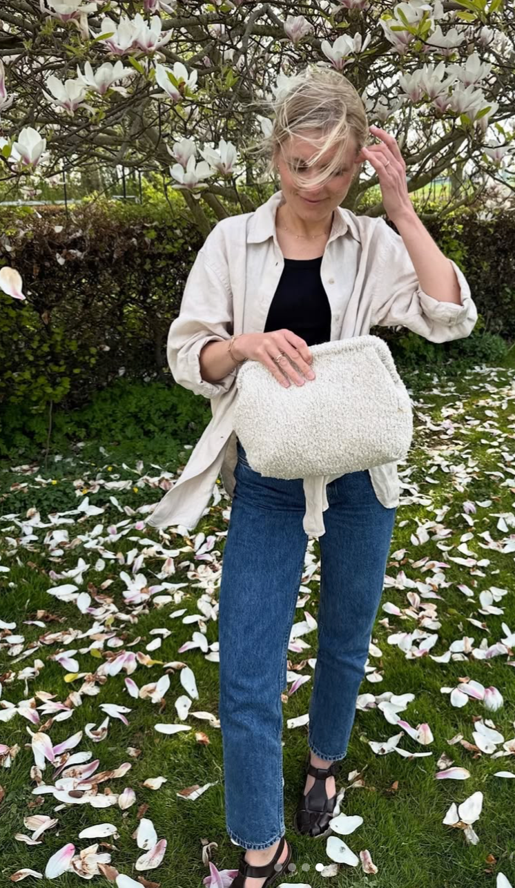 PetiteKnit Teddy Clutch yarn kit - small version in Gepard Cotton Waves