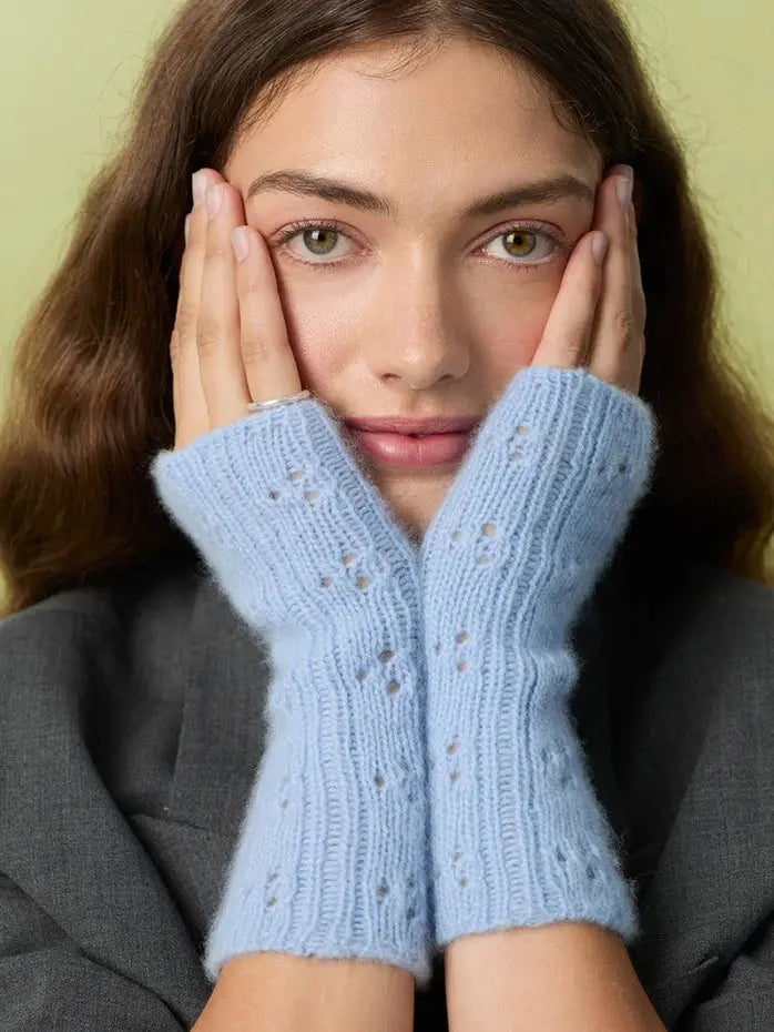 Sandnes Garn Miu Pointelle  Mittens Pattern (ONLY FOR SALE WITH THE YARN FOR THE PROJECT) Sandnes Garn