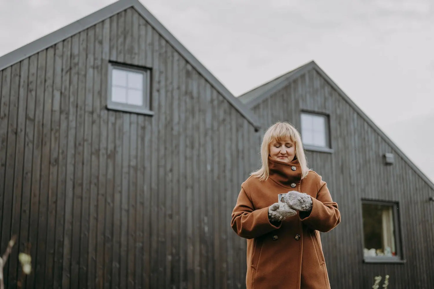 Season of Stitches - Justyna Lorkowska - Laine  PRE-ORDER Laine