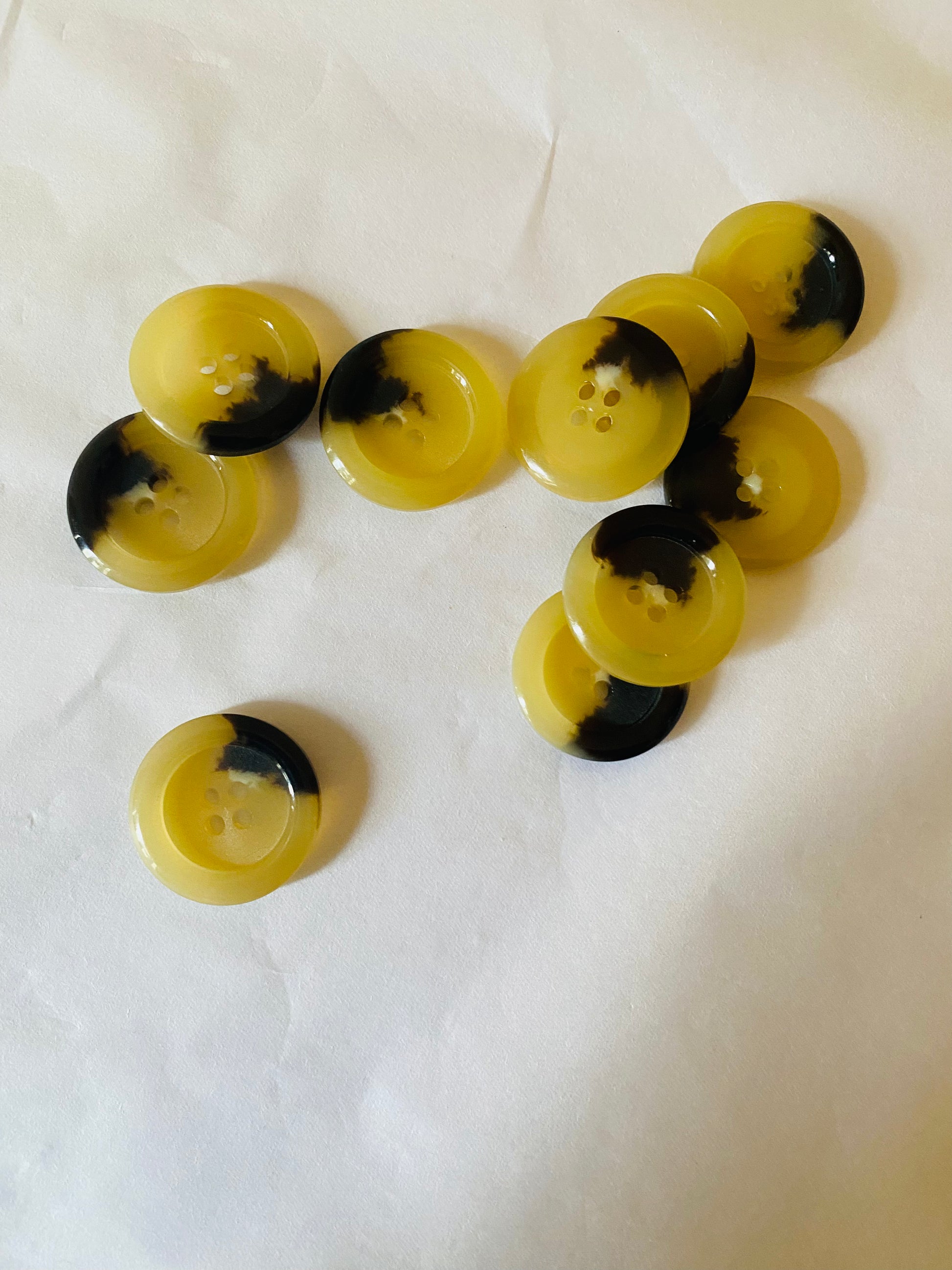 Tortoiseshell Galalith Buttons DeKnofa