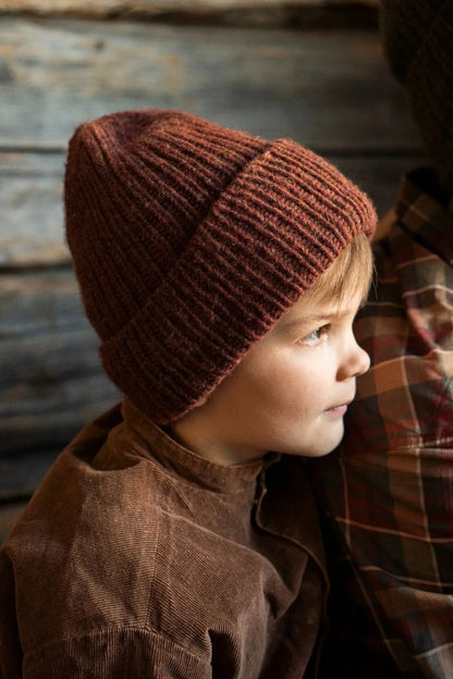 Unfolding Landscapes - Ronja Hakalehto – 17 Knits for the Road Laine
