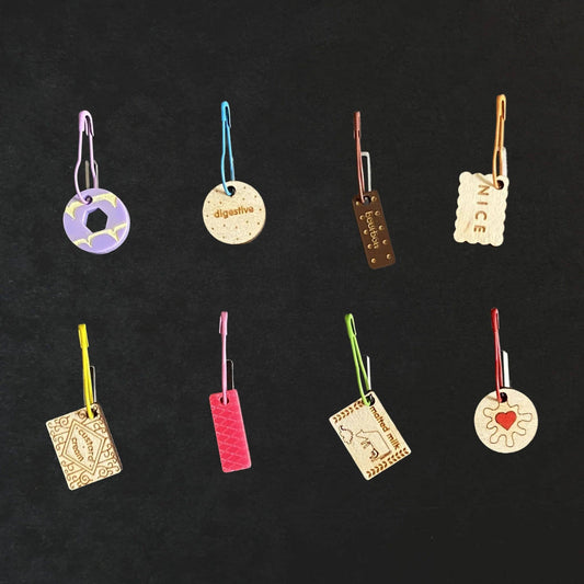 Yarnistry - Biscuit stitch marker set Yarnistry