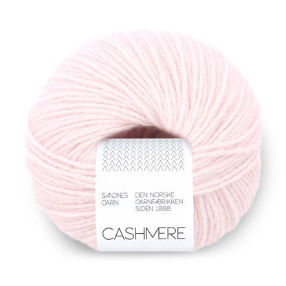 Sandnes Garn Miu Pointelle mittens yarn kit